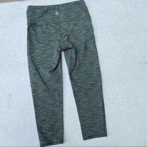 Athleta Space Dye Capri